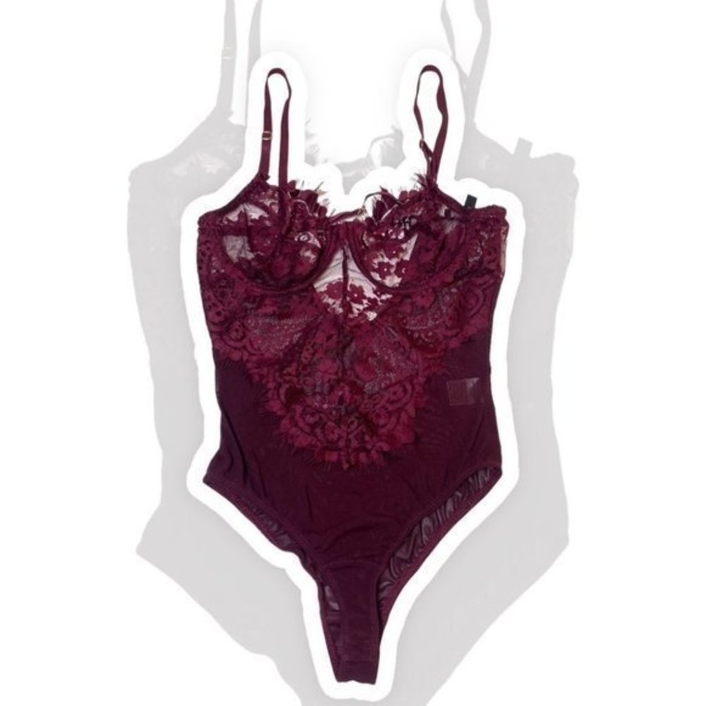 Blashe Sheer Lace Bodysuit- size small